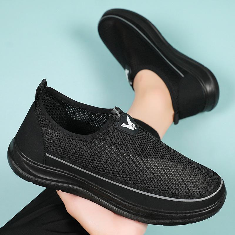 New Men's Casual Mesh Flats Breathable Shoes Male Lightweight Round Toe Flat Shoes Comfortable Slip-On Walking Shoes