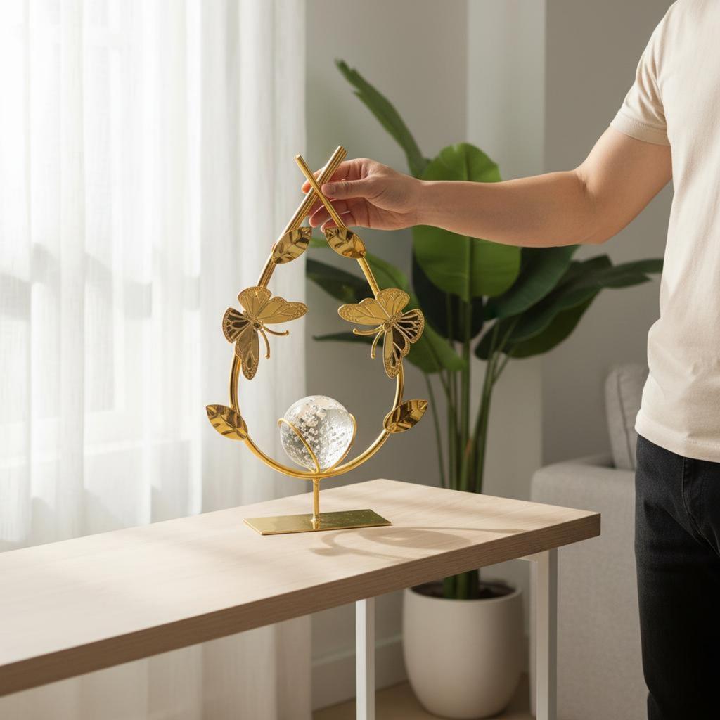 Crystal Ball Decor Elegant Luxury Desk Sculpture Gold Flower Ornament Gift Idea Leaf Sculpture Shiny Finish for Living Room
