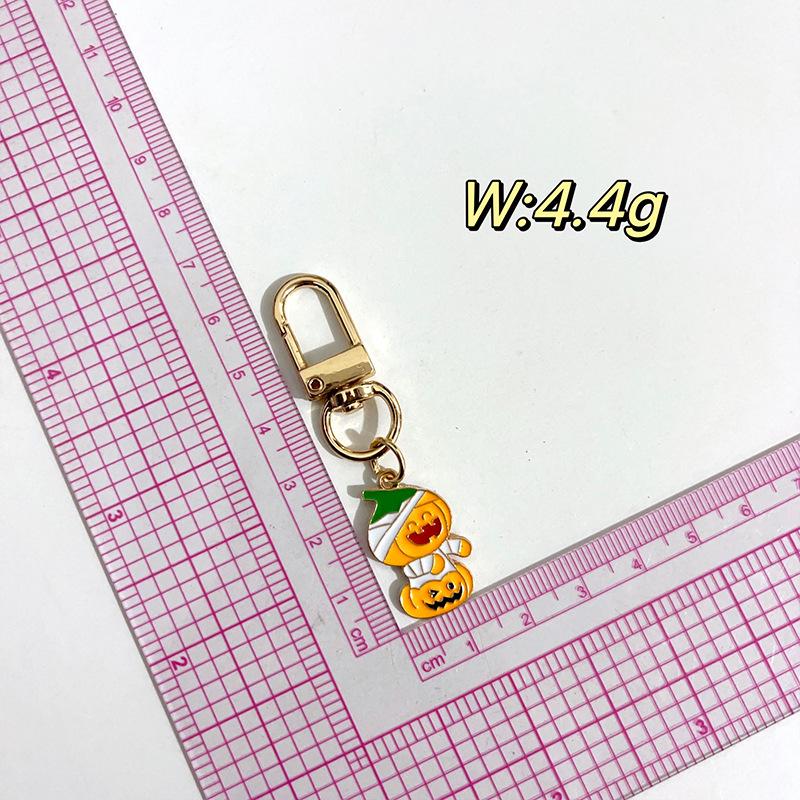Cartoon Halloween Keychain: Cute Mummy, Pumpkin, Ghost & Skull Pendant