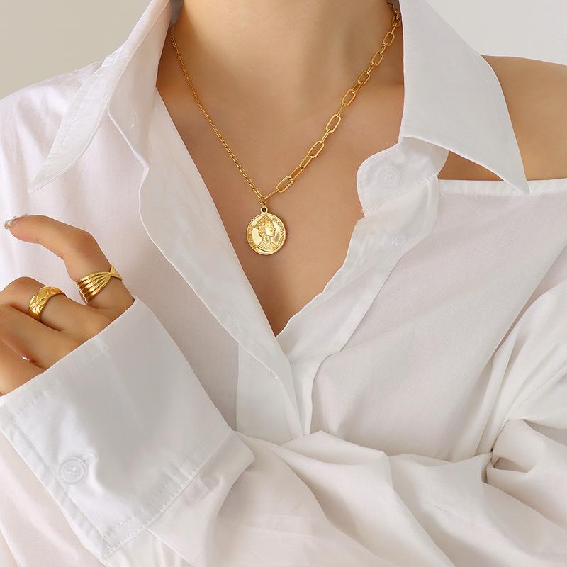 

Ожерелье с аватаром в виде королевы-короны, женская индивидуальность, простая английская круглая брендовая подвеска на ключицу, модная тенденция, ювелирные изделия