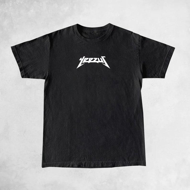 

Летняя мода 2026 Модная футболка Винтажная футболка Yeezus Tour - Футболка Kanye West College Dropout Хип-хоп Уличная одежда Оверсайз футболка 4XL