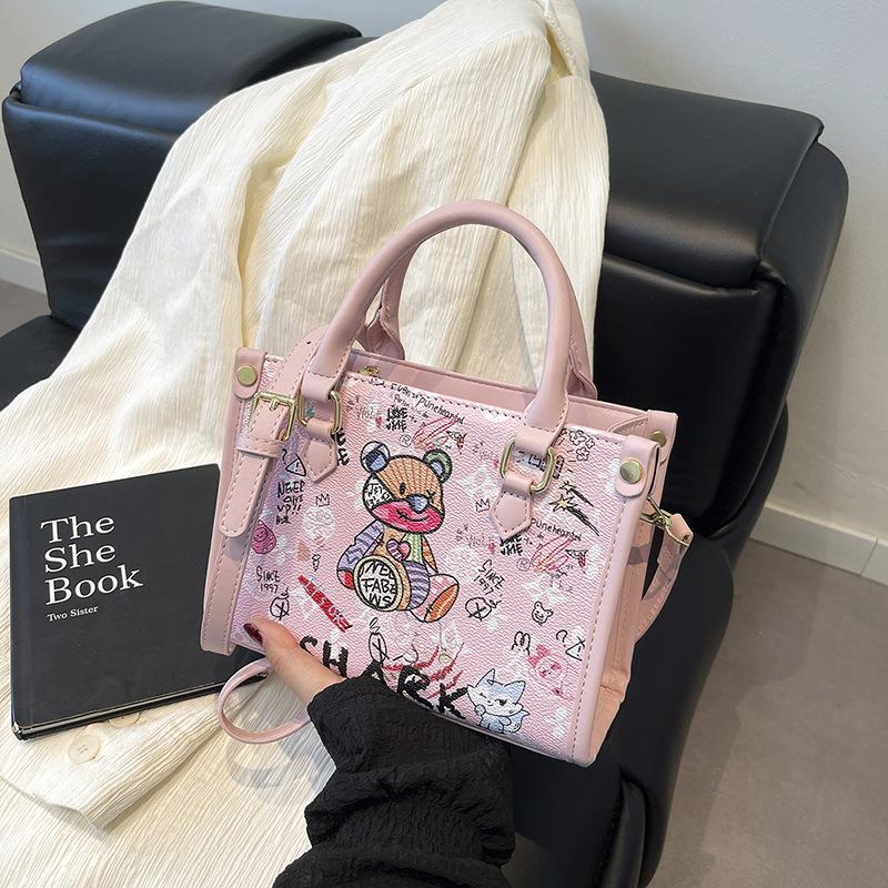 Bear Graffiti Portable Tote Bag Summer New Niche Design Versatile Fashion Printed Shoulder Messenger Bag