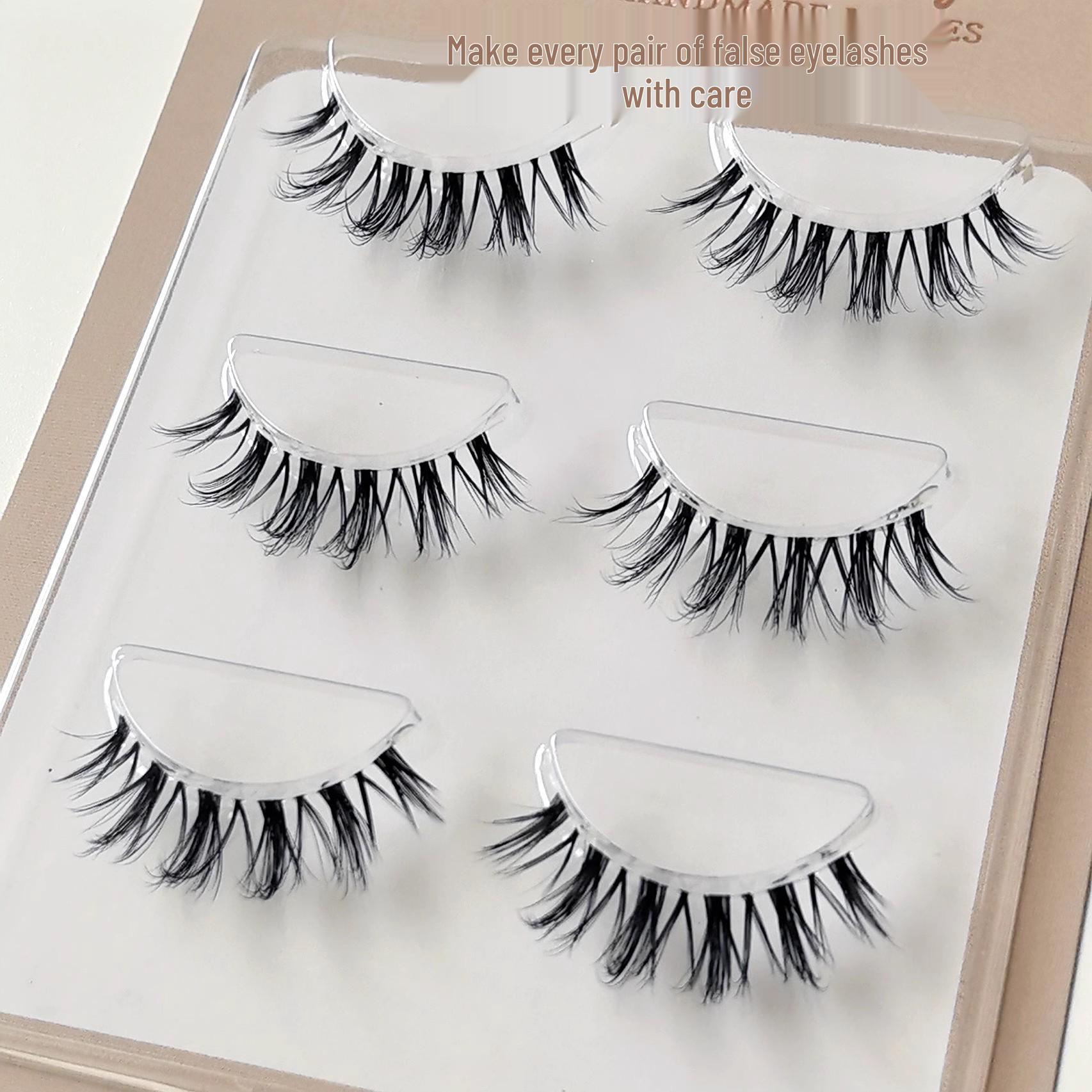 

Thick, Curly Faux Mink Lashes with Fine Soft Stem and Transparent Band