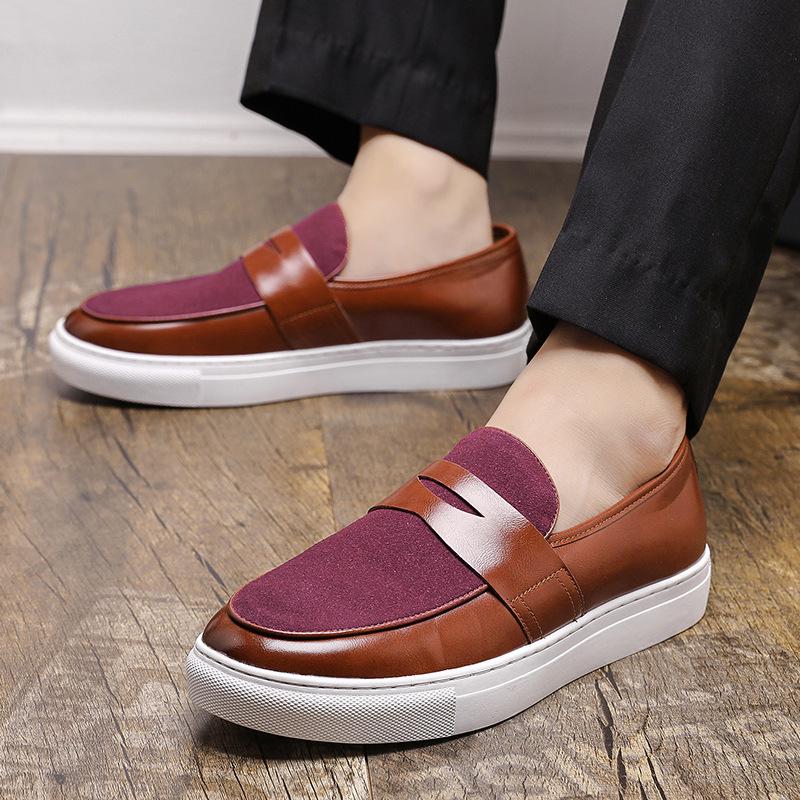 2025 British Style Plus Size Low-Top Skate Shoes: Round Toe Leather Casual Sports Loafers for Men.