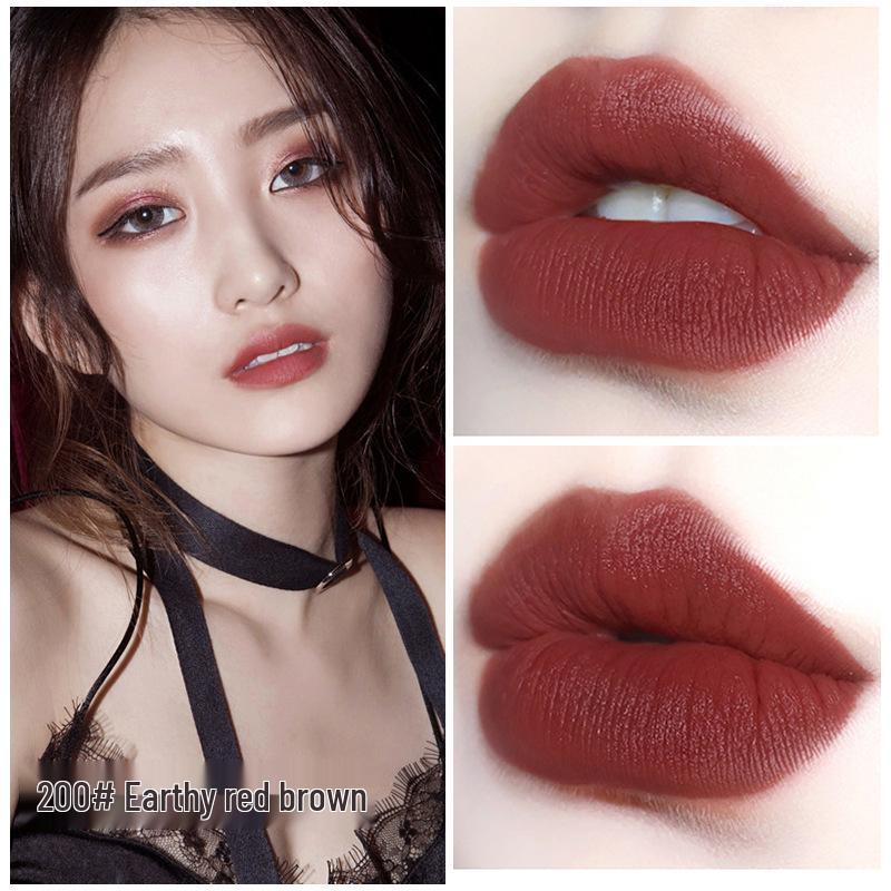 Velvet Matte Hydrating Lipstick: Long-lasting, Moisturizing & Easy to Apply
