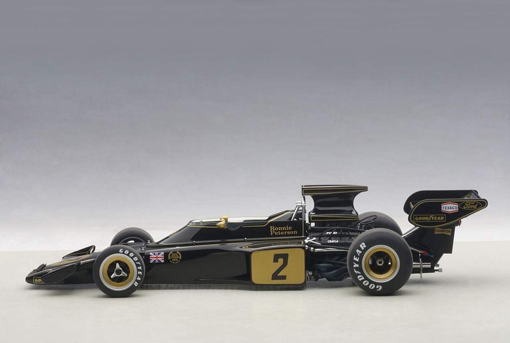 AUTOart 1/18 Lotus 72E 1973 #2 Ronnie Peterson