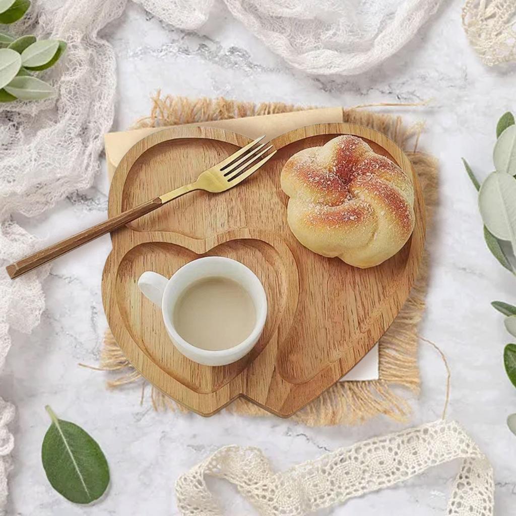 Wooden Serving Tray Heart Shaped Cheese Board Plate Dinner Plate Cake Plate Decorative Serving Platter Plate For Ware Plates