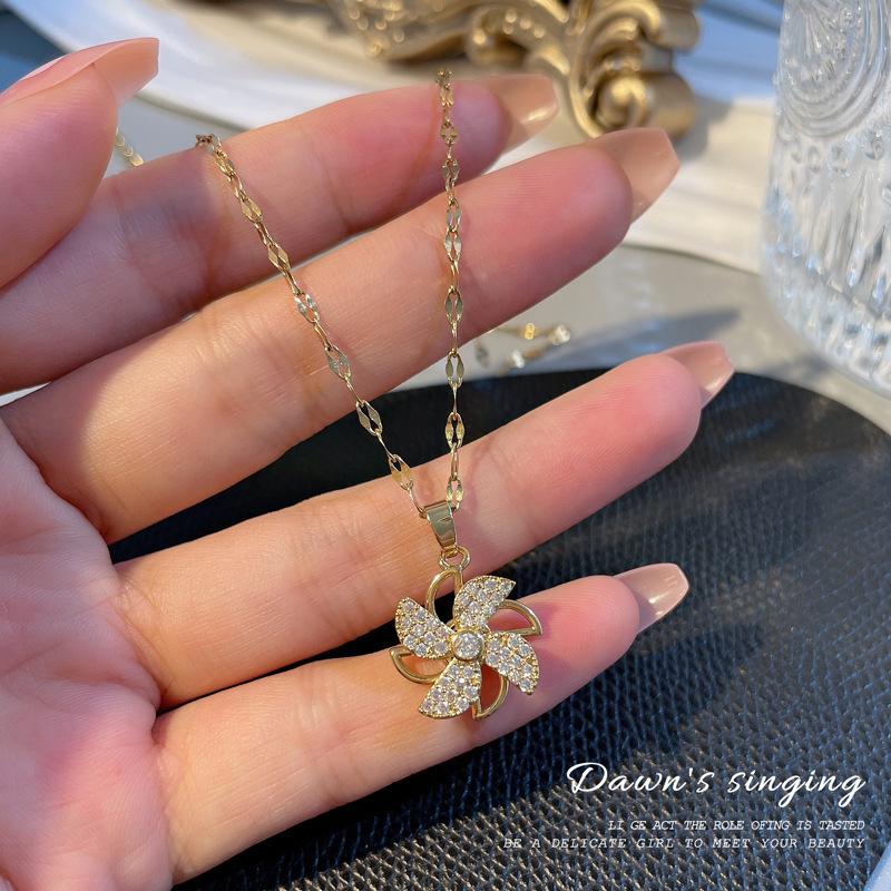 Rotating Windmill Full Of Diamonds Light Luxury Temperament Gorgeous Full Diamond Necklace Female Versatile Collarbone Chain Titanium Steel