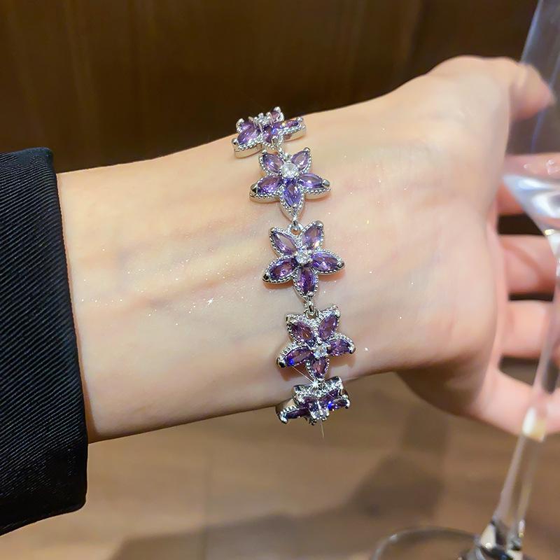 Korean Zircon Flower Drawstring Bracelet: Elegant Light Luxury Jewelry for Women