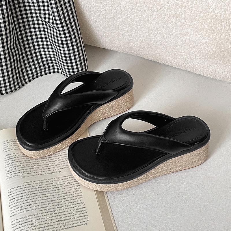 Premium Sense White Non-slip Heightened Thick Bottom Slope Flip-flops Women's Summer Outer Wear 2025 New with Skirt Cool Slippers