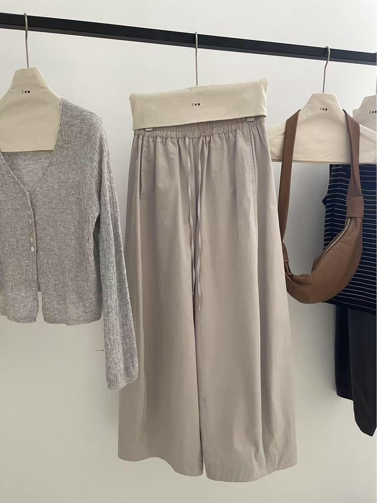 Autumn 2025 Japanese Casual Wide-Leg Elastic Waist Pants for Women - Versatile, Loose, Slimming, and Simple Style.