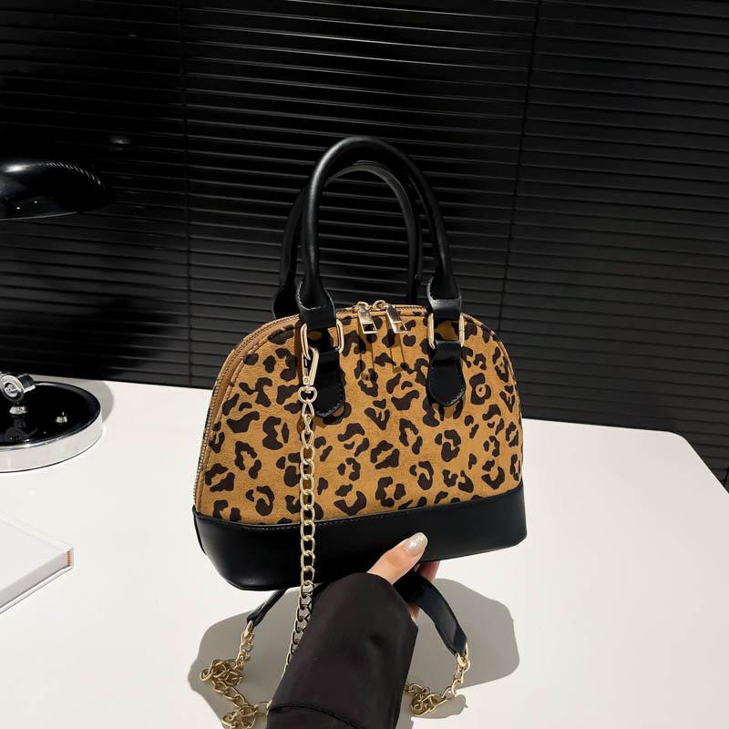 

Trendy Medium Shell Crossbody Bag For Women With Casual Design Perfect For Everyday Use StyleA