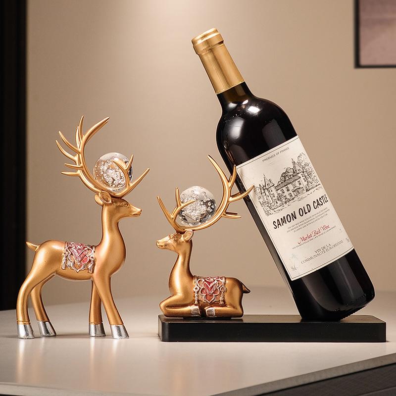Modernes Hirsch Weinregal Ornament: Kreativer Flaschenhalter im leichten Luxus für Wohnzimmerdekoration