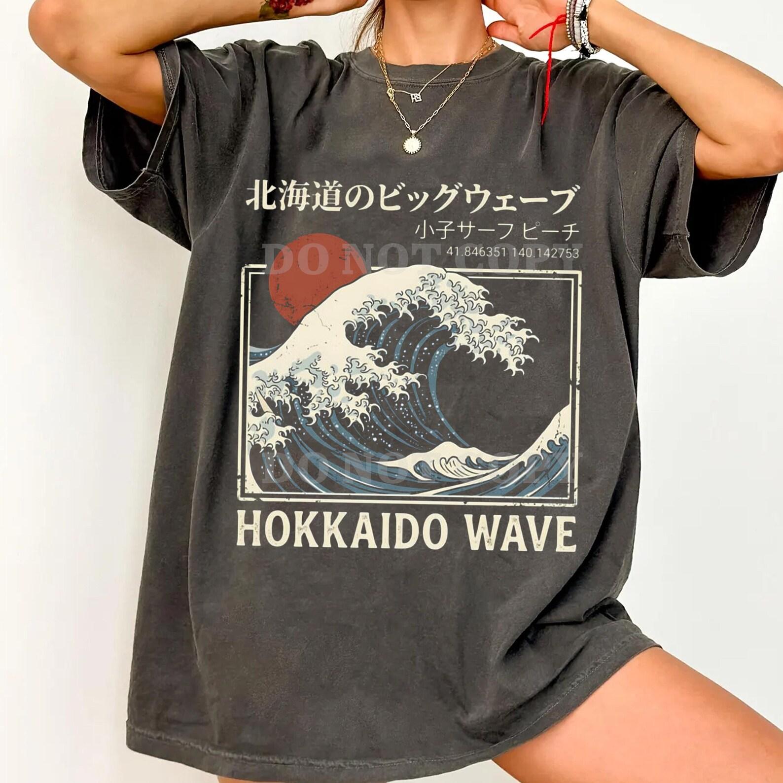 Comfort Colors Hokkaido Wave T-Shirt: Japanese Art Inspired Surf Apparel M