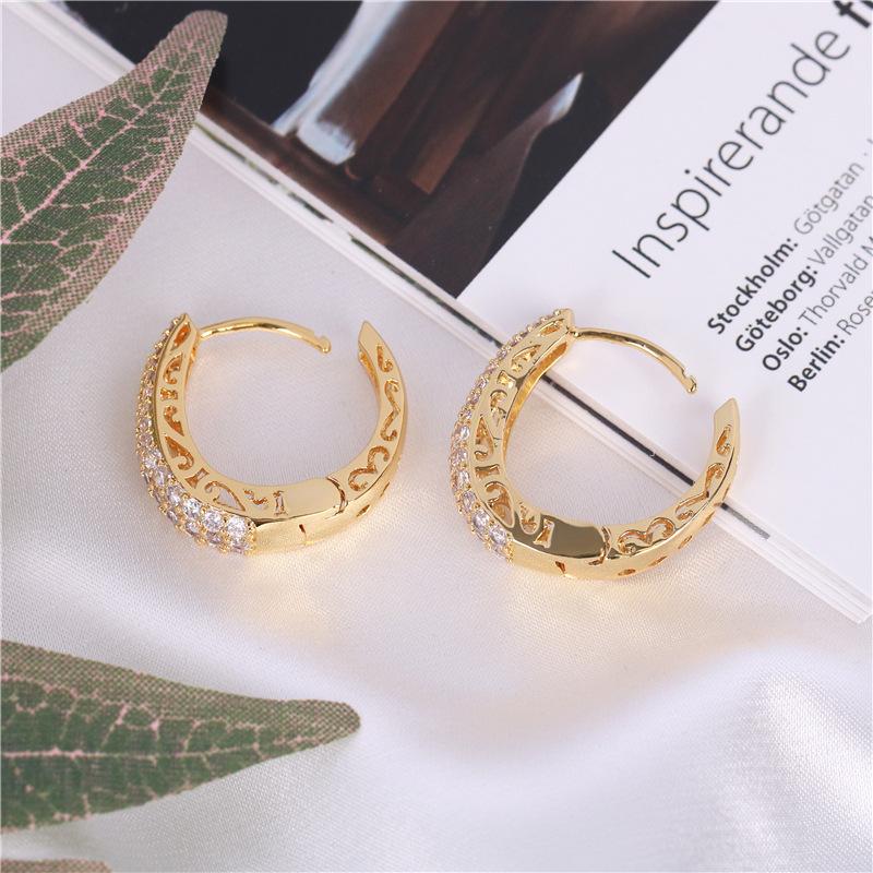 Hot selling personalized hollow women's circular earrings, fashionable women's circular earrings, jewelry accessories