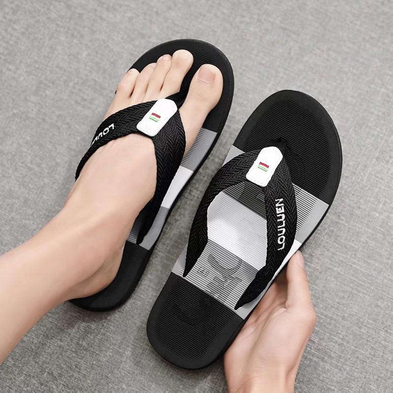 Flip-flops Men's Beach Slippers Men's Summer Non-slip Outer Wear Toe Drags Spot Large Size