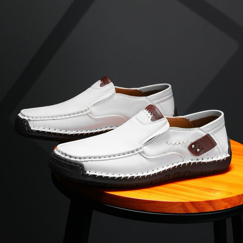 Hand-stitched Men's Shoes, Outdoor Casual Shoes, One-step Flat-bottomed Leather Shoes, Low-cut Large Size Loafers