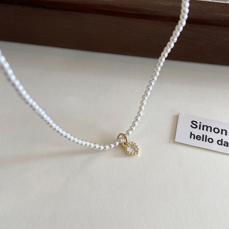 Women's High-Shine Heart Necklace: Glass, Cubic Zirconia, Pearls, Minimalist Summer Choker