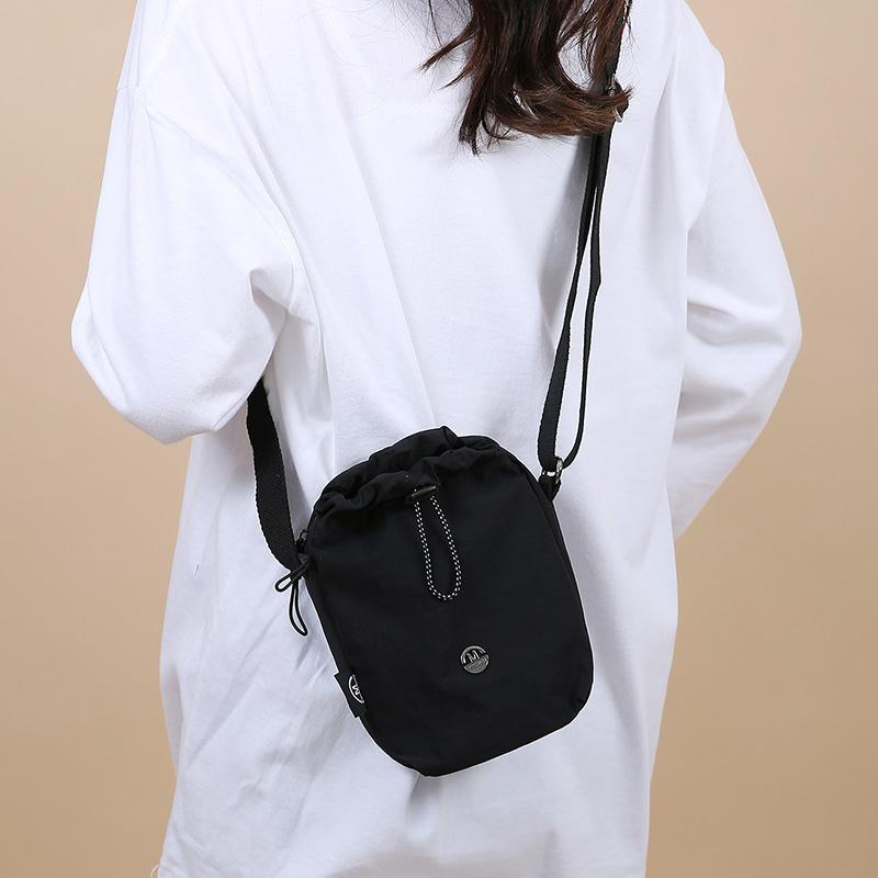 Multifunctional Mini Nylon Mobile Phone Bag Casual Zipper Crossbody Water Bottle Bag Ultra-light Korean Style