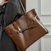 Top Layer Vegetable Tanned Leather Vintage Women's Bag Large Capacity Shoulder Bag 2025 New Trend Simple Commuter Tote Bag
