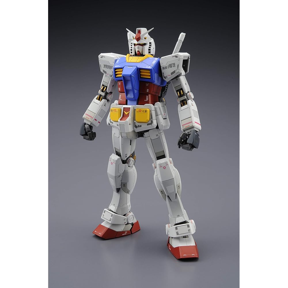 Bandai Spirits MG Mobile Suit Gundam RX-78-2 Ver.3.0 1/100 Scale Color-Coded Plastic Model Kit