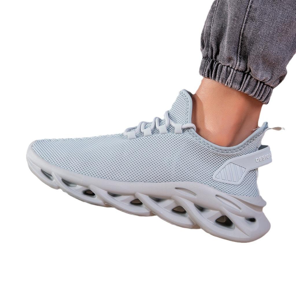 Men's shoes large size summer new breathable mesh sports casual shoes soft sole versatile running shoes men's