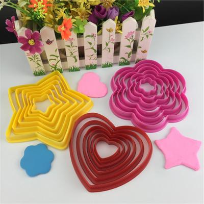 1 zestaw foremek do ciastek w kształcie kwiatów DIY plastikowe serca pentagramu szablony do pieczenia dla dzieci