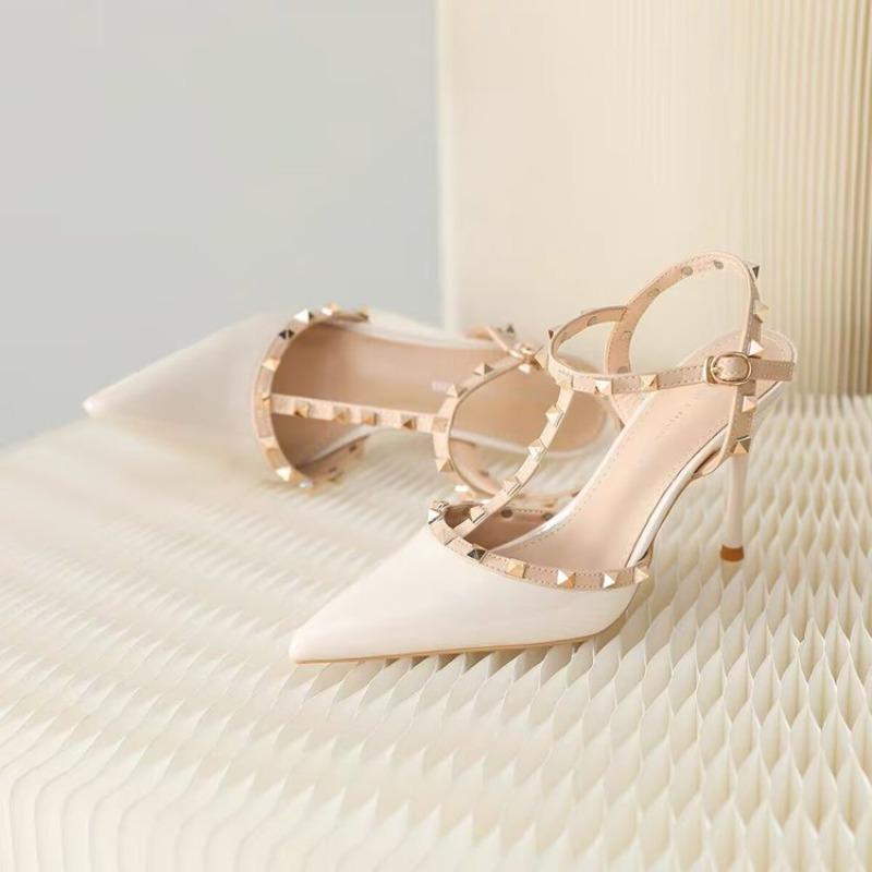 Fashion Cresfimix Women Casual Comfort Pointed Toe High Quality Square Heel Pumps Lady Fashion Sweet Black Shoes Zapatos De Mujer B6512