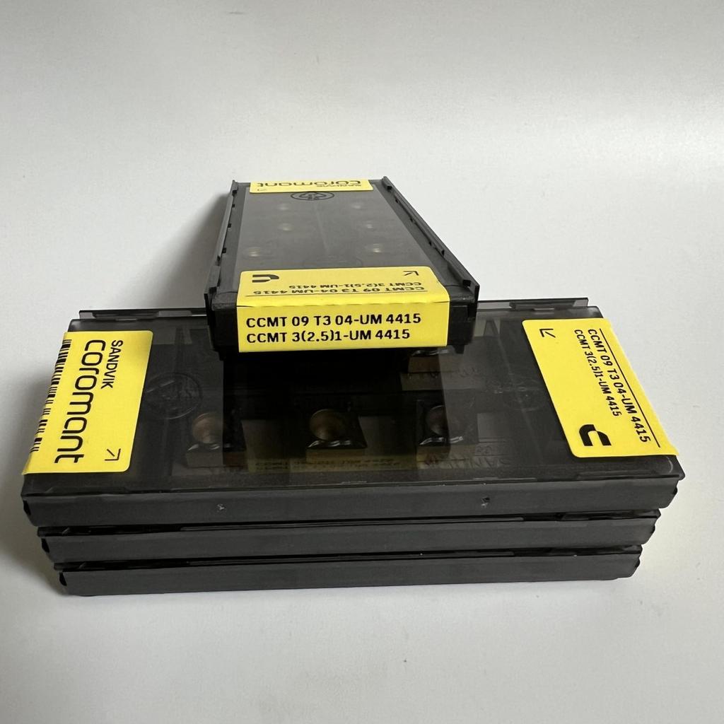 SANDVIK / CCMT09T304-UM 4415 / Original Swedish hard alloy blade 10 Pcs