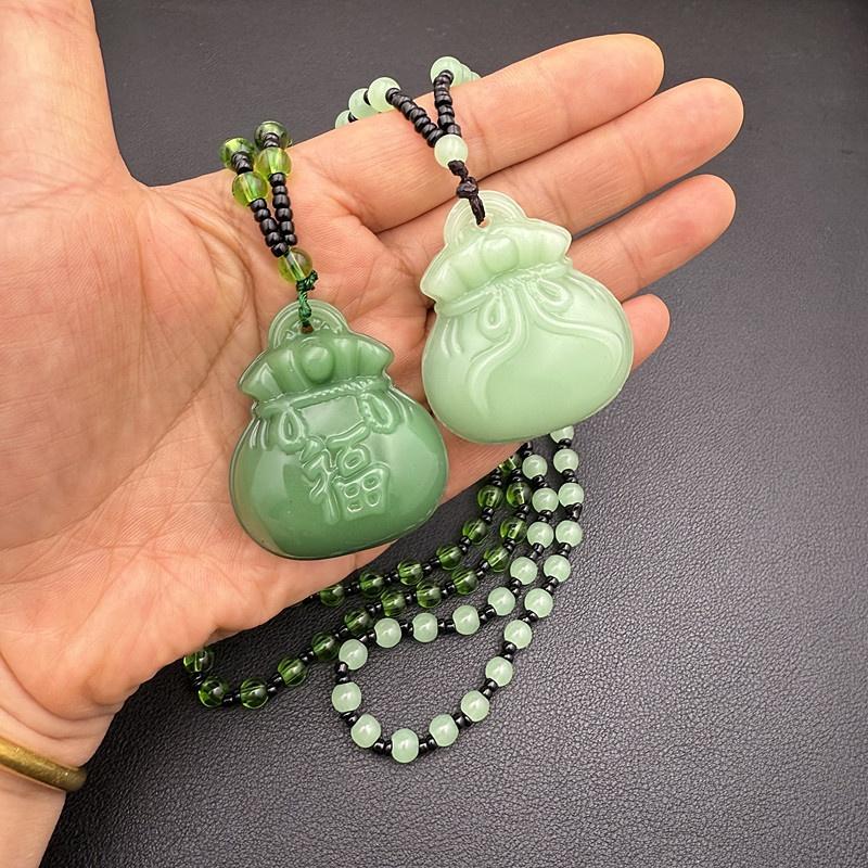 Jade Glückstasche Anhänger Halskette Handgeschnitzt für Damen Herren Segen Charme Beste Geschenkidee