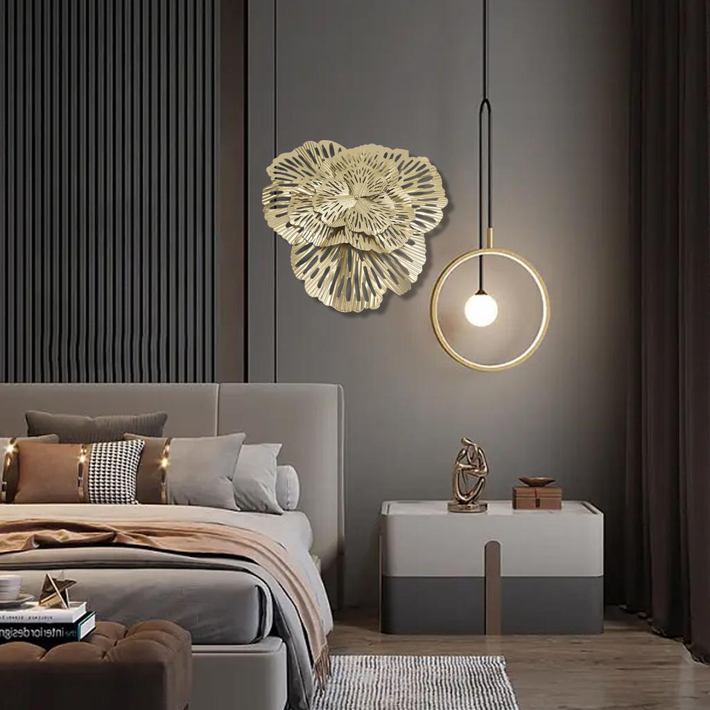 Metal Wall Decor Modern Stylish Triangular Ginkgo Flower Iron 3D Wall Sculpture for Living Room Bedroom Hall