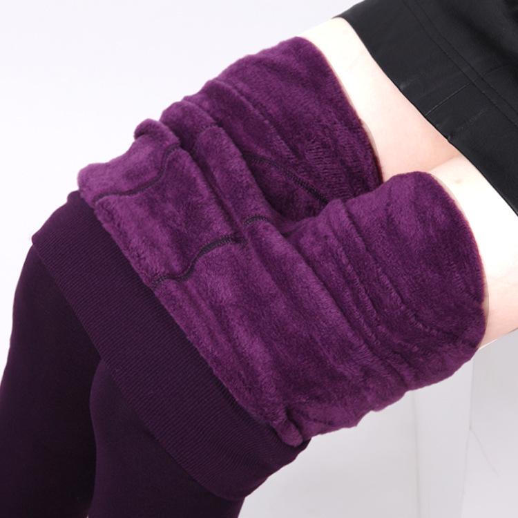 Leggings de Veludo Pérola Espessados: Design Quente, de Calçar, Peça Única para Mulheres, Disponível em Tamanhos Super Grandes para Outono e Inverno.