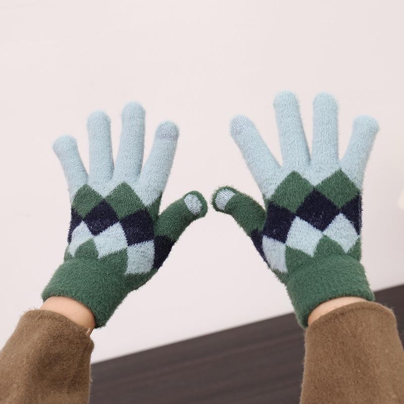 Couple winter warm gloves rhombus plaid contrasting color boys and girls fashion knitted gloves