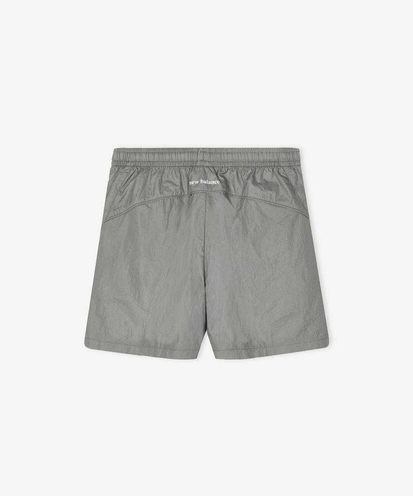 Nyuballanseu Nbnvg2W412 / Women Essential Lightweight Woven Quarter Shorts (Glossy Gray)