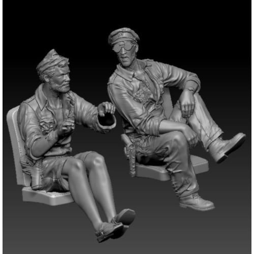 Thunder Model 1/35 British Ford F-30 Truck Long Range Desert Group (LRDG) + 2 Figures (Special Edition) Plastic Model Kit TB35305