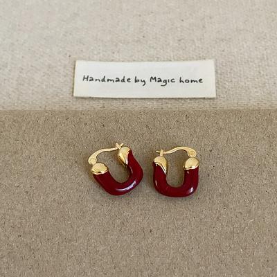 Premium Sense Red Oil Drop Metal Ear Buckle Women'S Autumn And Winter Simple Light Luxury Fashion Temperament Versatile Earrings