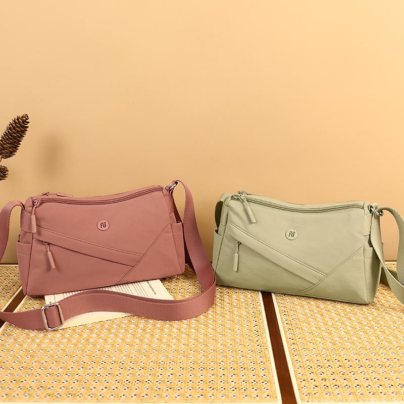 Women's Bag Multi-compartment Shoulder Crossbody Bag Outdoor Travel Bag