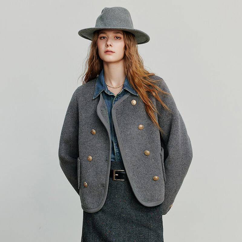 Chuyu Women's Light Luxury Double-Breasted Short Wool Coat