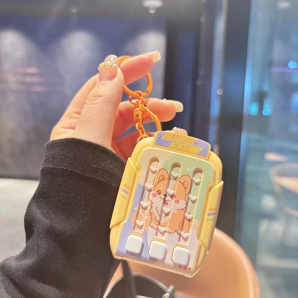 Cartoon Dancing Machine Keychain Rhythm Game Fast Push Rhythm Game Machine  Electric
