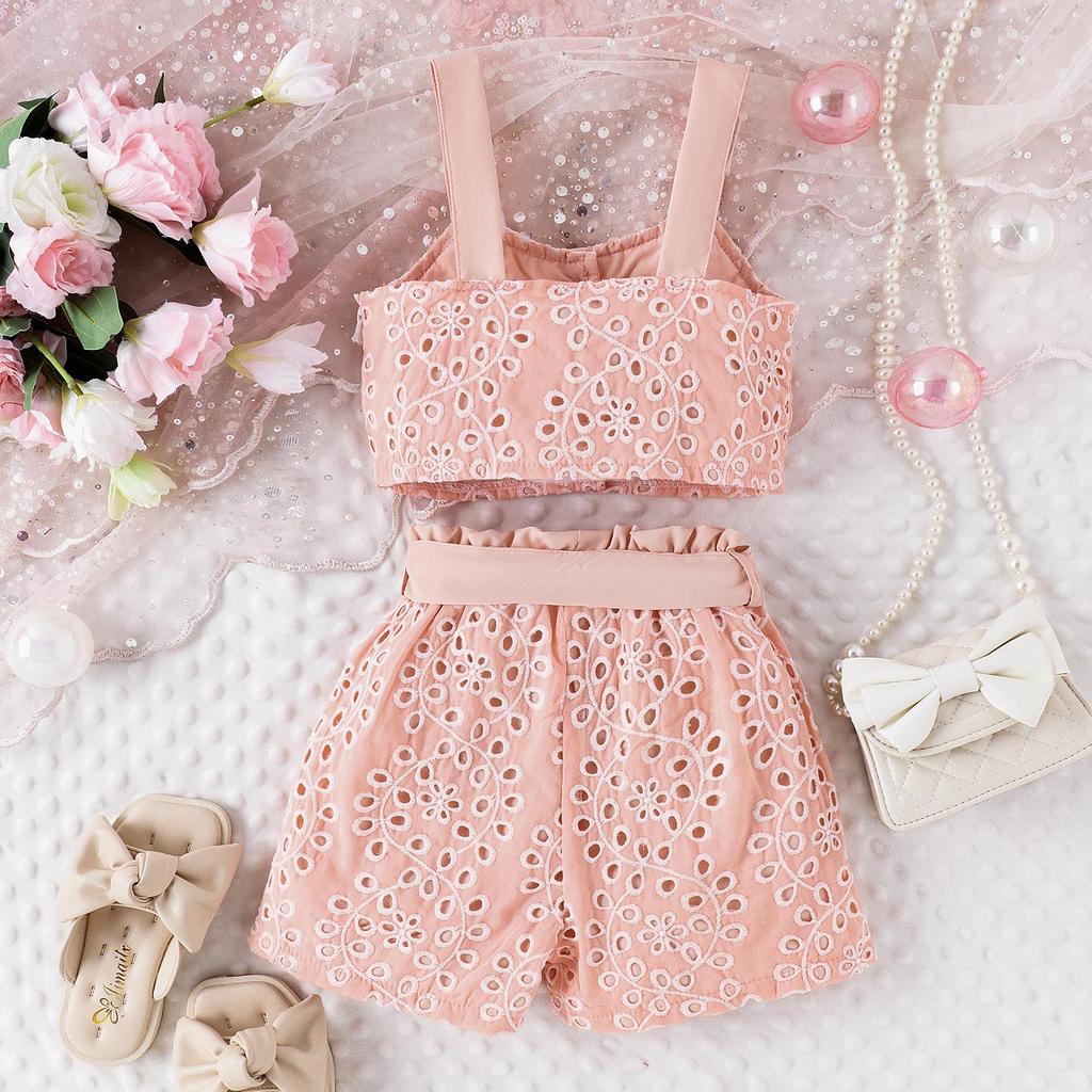 Dziewczęcy Modny Garnitur Letni Dziecięcy Casualowy Koronkowy Top Halter + Szorty z Wycięciami z Paskiem Garnitur