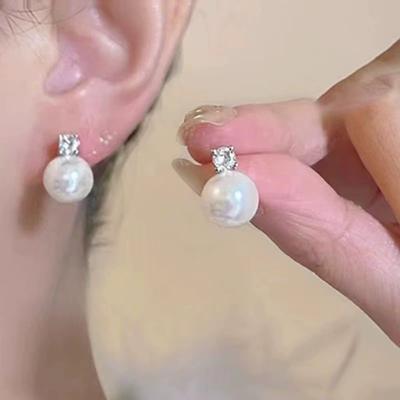 Einfache Perlenstecker - Luxuriöse und Hochwertige, Elegante und Vielseitige Accessoires