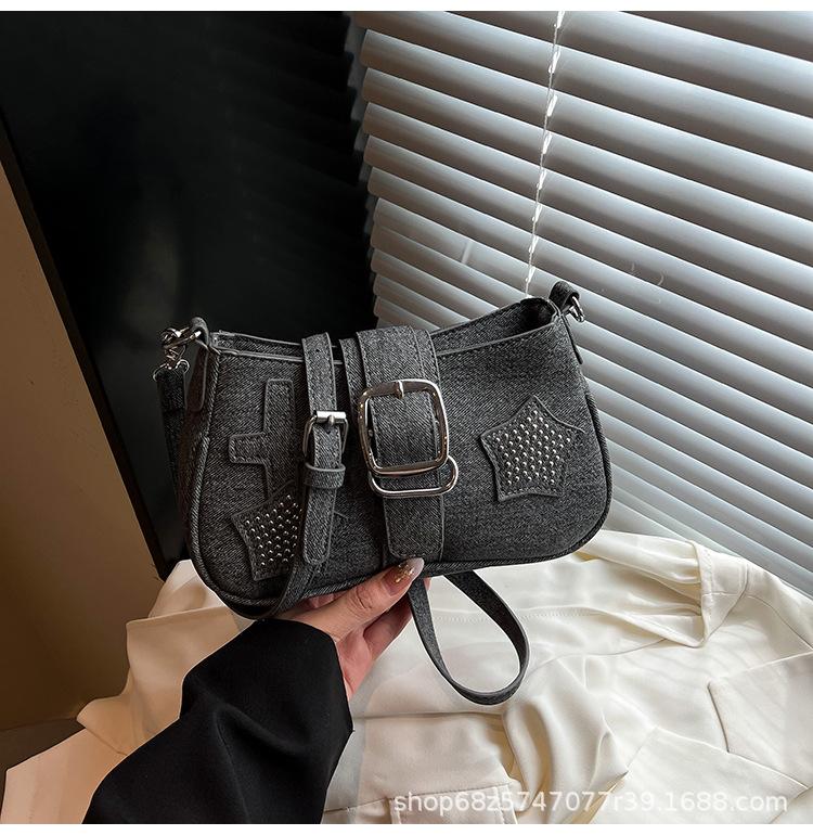 

2025 New Fashion Texture Armpit Bag Summer Premium One-Shoulder Crossbody Bag Star Diamond Style Korean Women s Bag чёрный