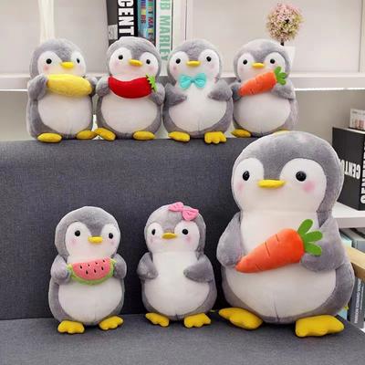 Niedliches Pinguin Plüschtier 25/45cm Essen haltend Pinguinpaar Familie Flauschiges kleines Plüschtier Geschenk