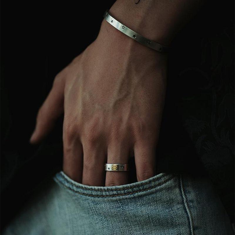 Smiling face retro old star playing card ring opening male and female niche design gift for friends