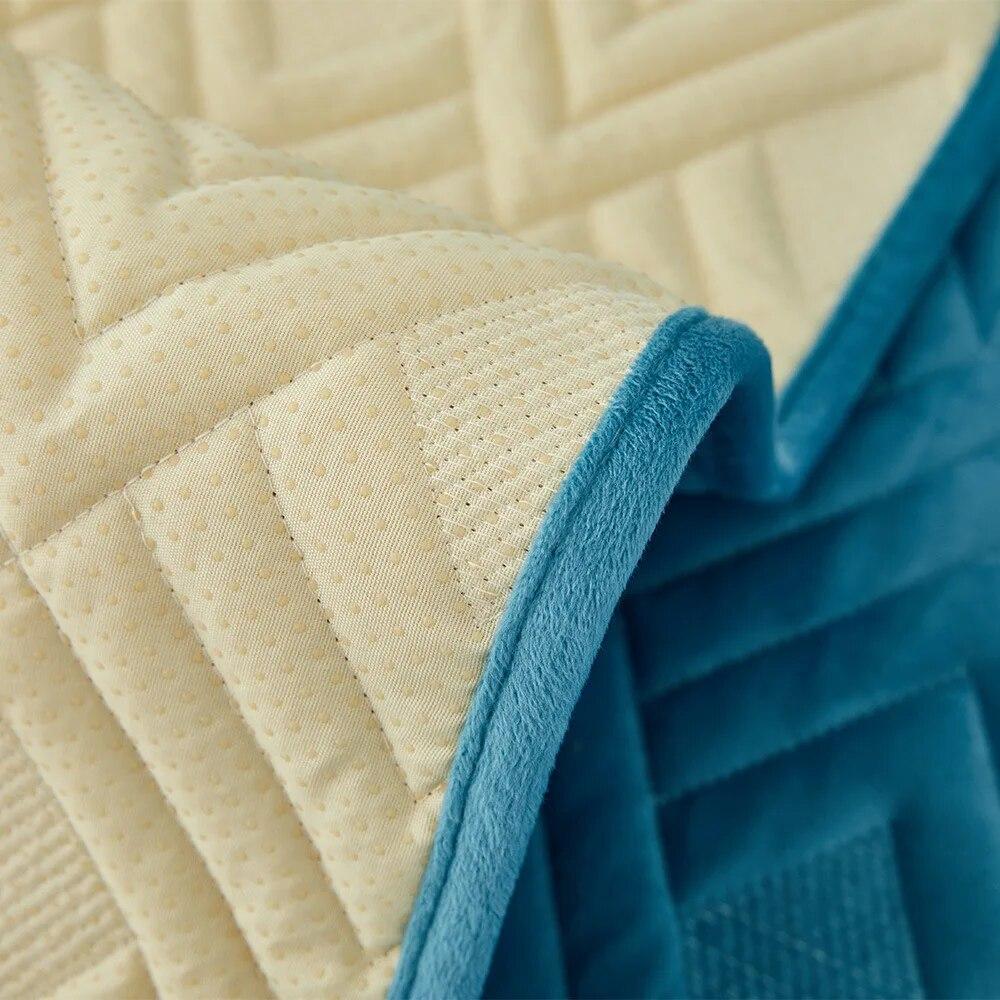Thickened Non-Slip Sofa Cover Cover Towel Simple Modern Plush Winter Crystal Velvet Sofa Cushion Solid Color