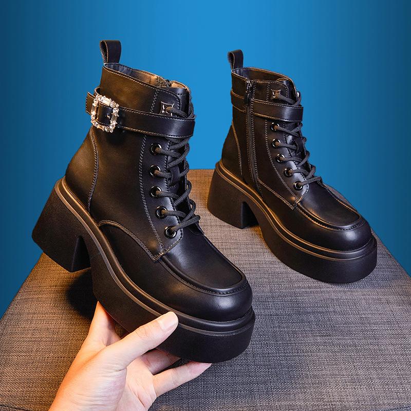 Thick-soled Martin boots women's 2025 autumn and winter new medium boots women's versatile height-increasing black British lace-up short boots