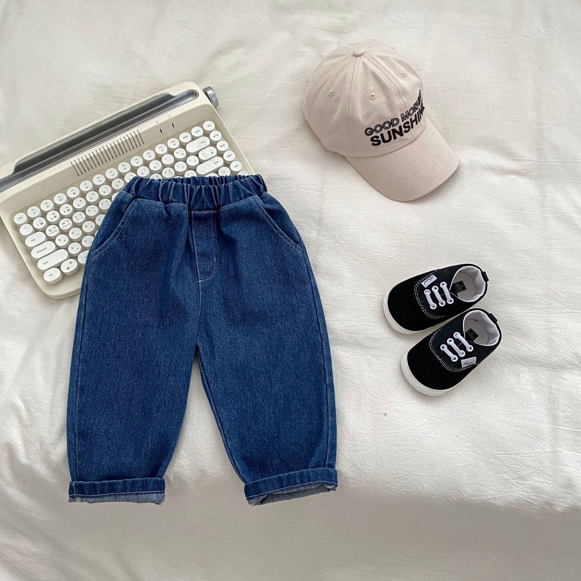 

1-7 лет Детские брюки Однотонные Детские джинсы Повседневные Джинсовые брюки для мальчиков Мягкие Модные брюки для девочек 120cm темно-синий