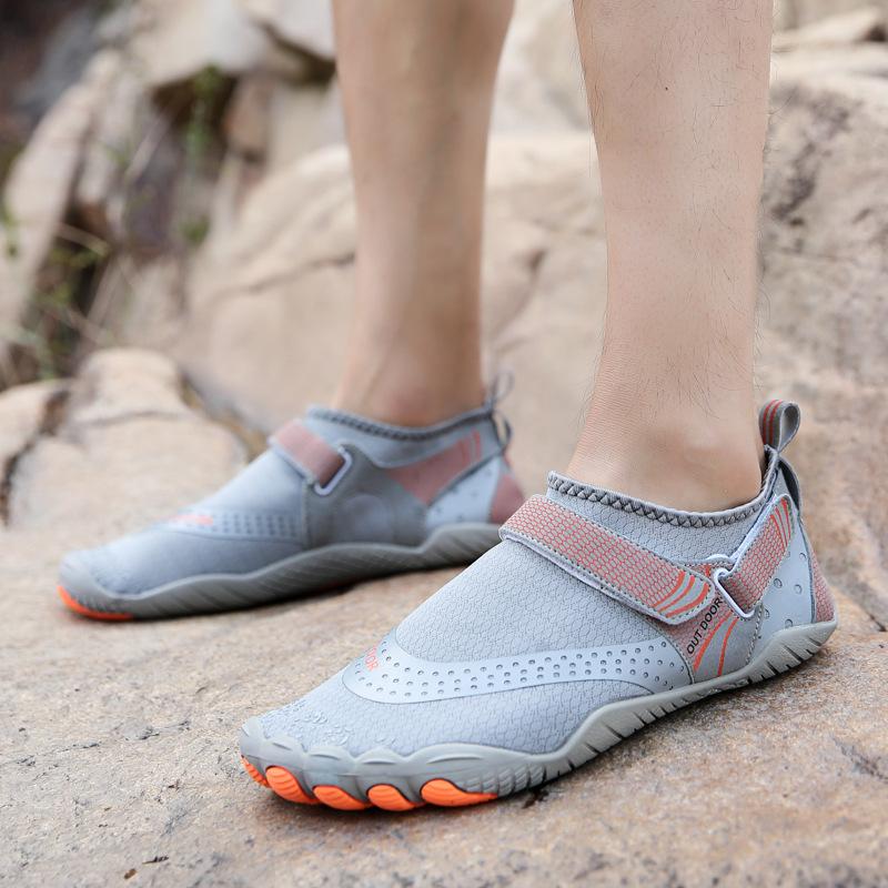 Light Men Summer Beach Shoes Women Breathable Mesh Wading Aqua Shoes Quick Dry Water Footwear for Hiking Surfing