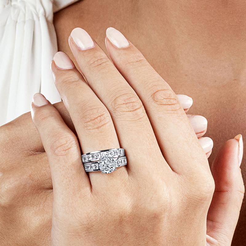 Huitan Round/Princess Cubic Zirconia 2Pcs Set Rings Women Luxury Engagement Wedding Silver Color Accessories New Fashion Jewelry