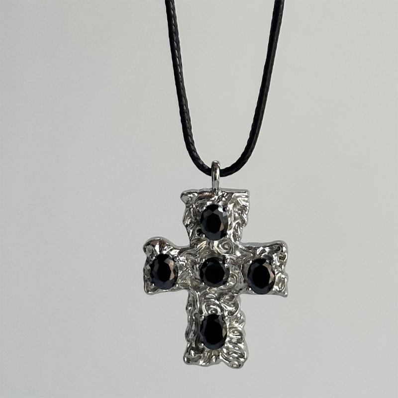 Diamond Studded Neckchain Fashionable Crucifix Pendant Necklaces Adjustable Collarbone Chain Cross Jewelry Ornament